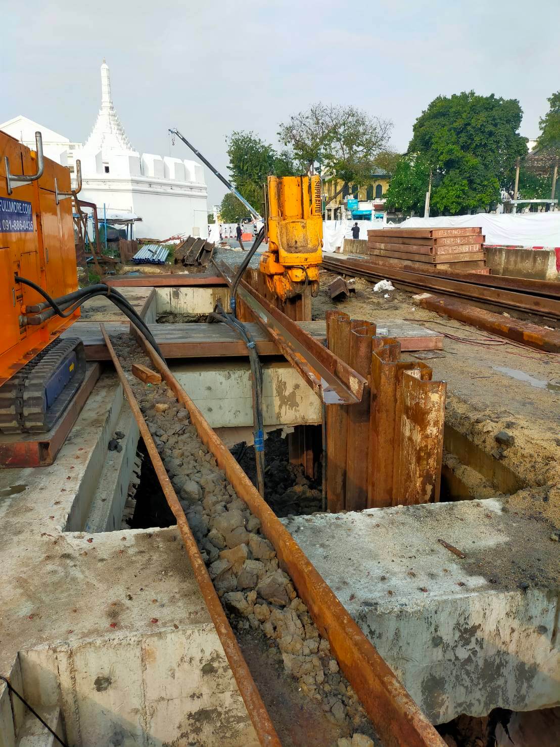SSMC (Project Impact Tunnel of passage under Maharaja Road and Na Phra Lan Road)